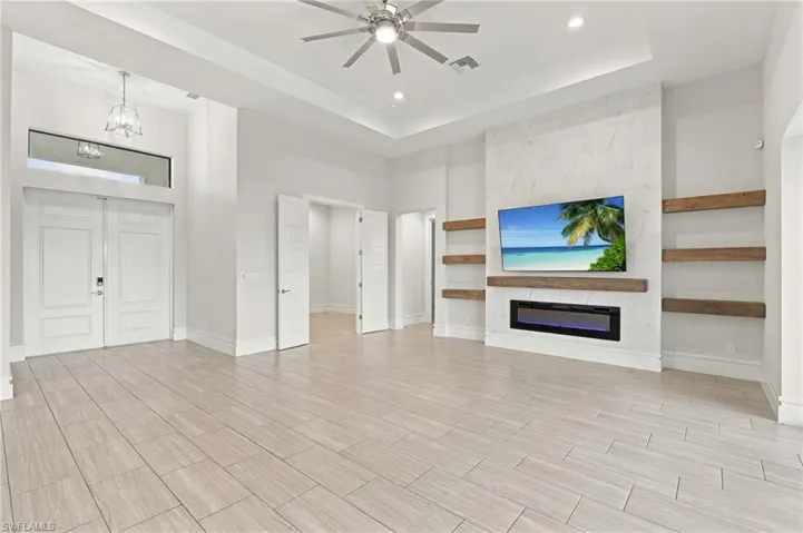 3302 Nw 18th St, Cape Coral, Florida 33993
