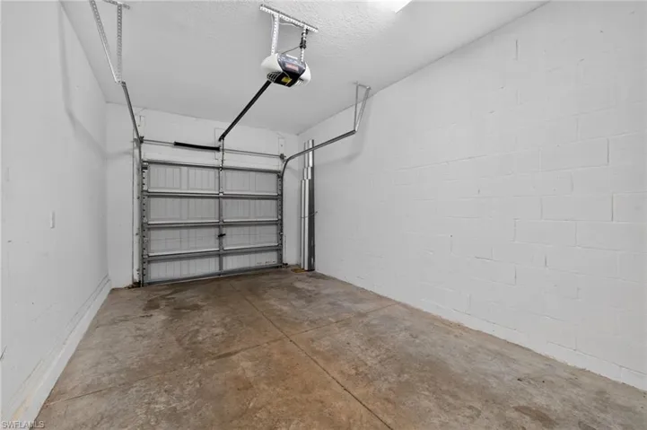 1717 Trailwater St, Ruskin, Florida 33570