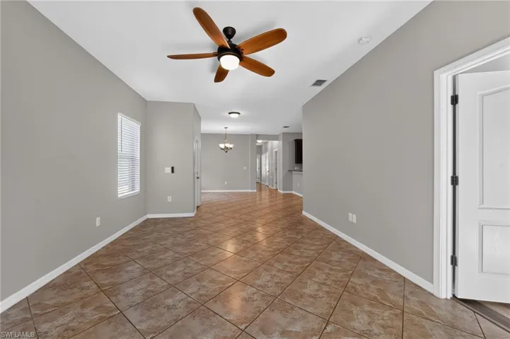 1717 Trailwater St, Ruskin, Florida 33570