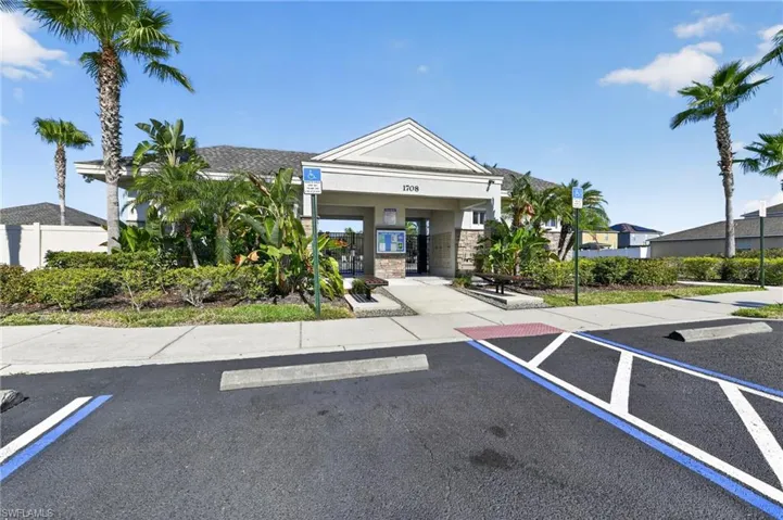 1717 Trailwater St, Ruskin, Florida 33570