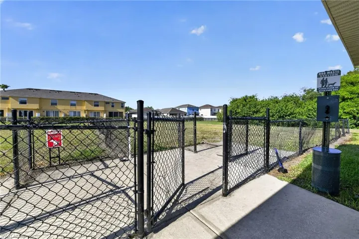 1717 Trailwater St, Ruskin, Florida 33570