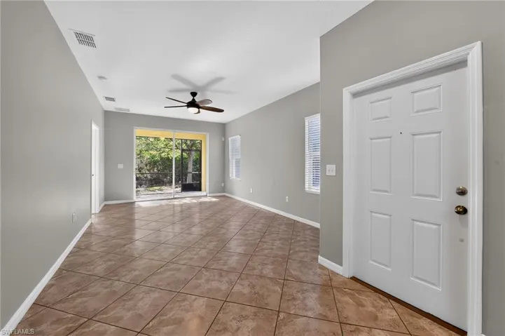 1717 Trailwater St, Ruskin, Florida 33570