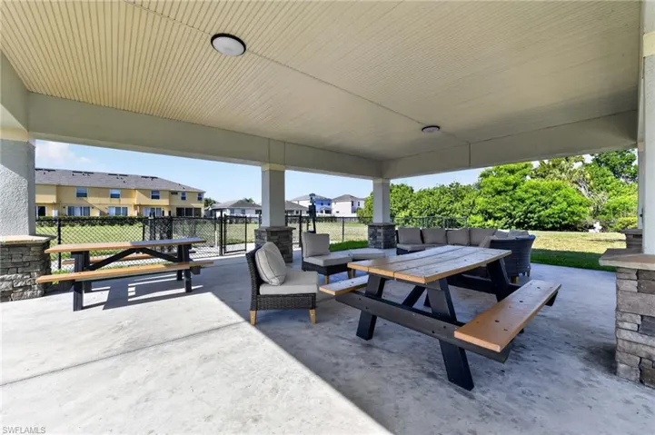 1717 Trailwater St, Ruskin, Florida 33570