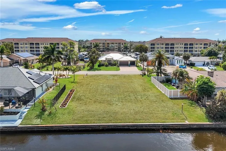 2005  Ottersrest  LN, Cape Coral, FL 33990