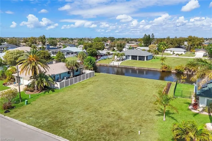 2005  Ottersrest  LN, Cape Coral, FL 33990