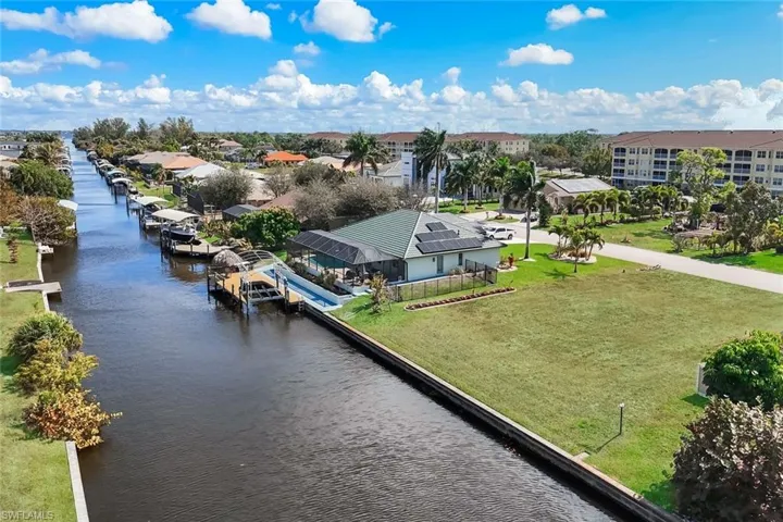 2005  Ottersrest  LN, Cape Coral, FL 33990