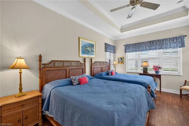 3804 Columbia Ct, Naples, Florida 34119