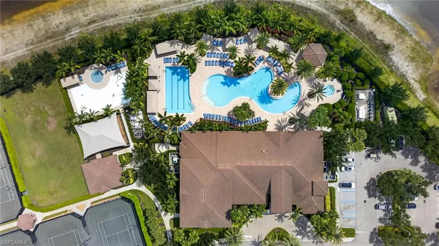 3804 Columbia Ct, Naples, Florida 34119