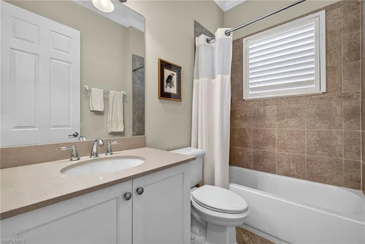 3804 Columbia Ct, Naples, Florida 34119