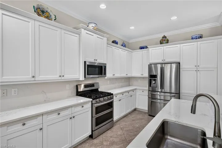3804 Columbia Ct, Naples, Florida 34119