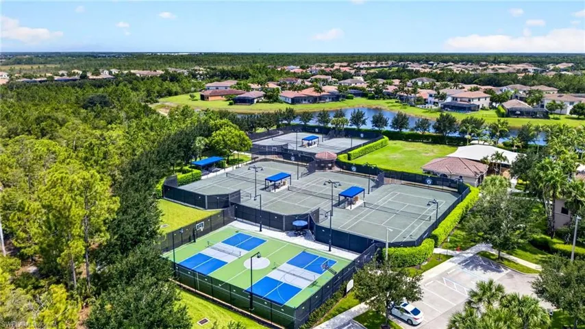 3804 Columbia Ct, Naples, Florida 34119