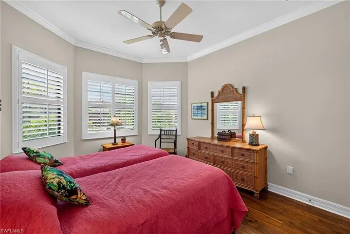 3804 Columbia Ct, Naples, Florida 34119