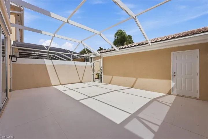 7821  Veronawalk  BLVD, Naples, FL 34114