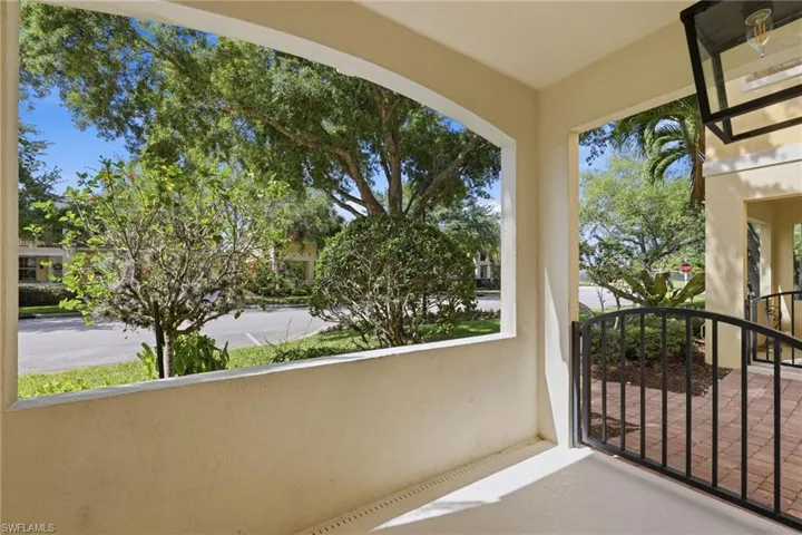 7821  Veronawalk  BLVD, Naples, FL 34114