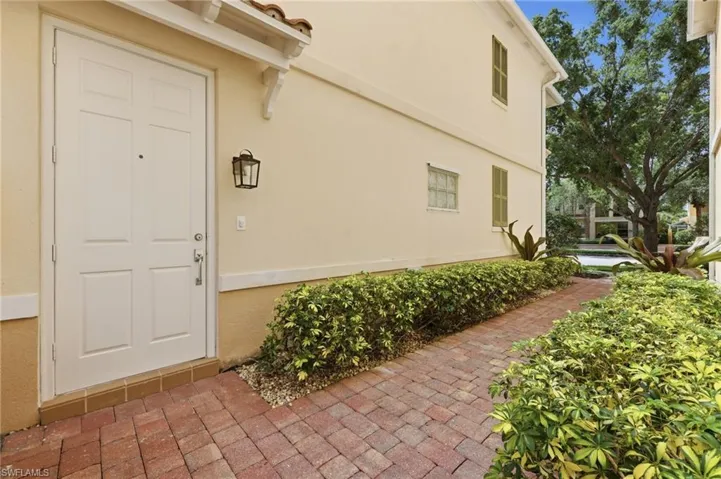 7821  Veronawalk  BLVD, Naples, FL 34114