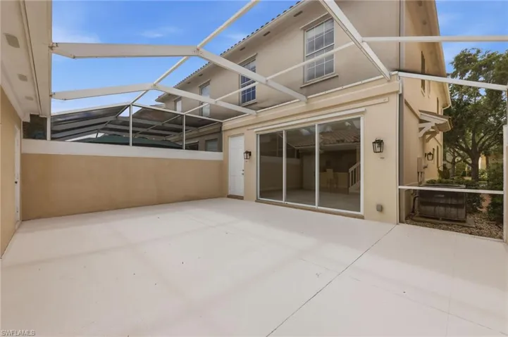 7821  Veronawalk  BLVD, Naples, FL 34114