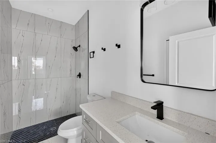614 Nw 9th St, Cape Coral, Florida 33993