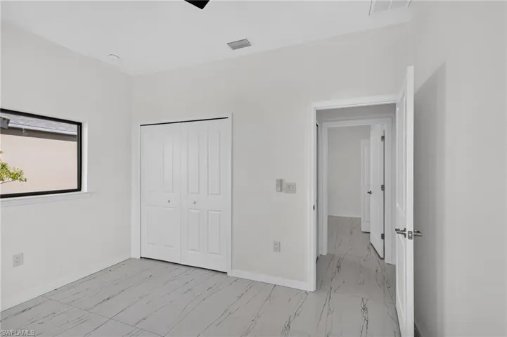 614 Nw 9th St, Cape Coral, Florida 33993