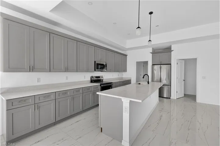 614 Nw 9th St, Cape Coral, Florida 33993