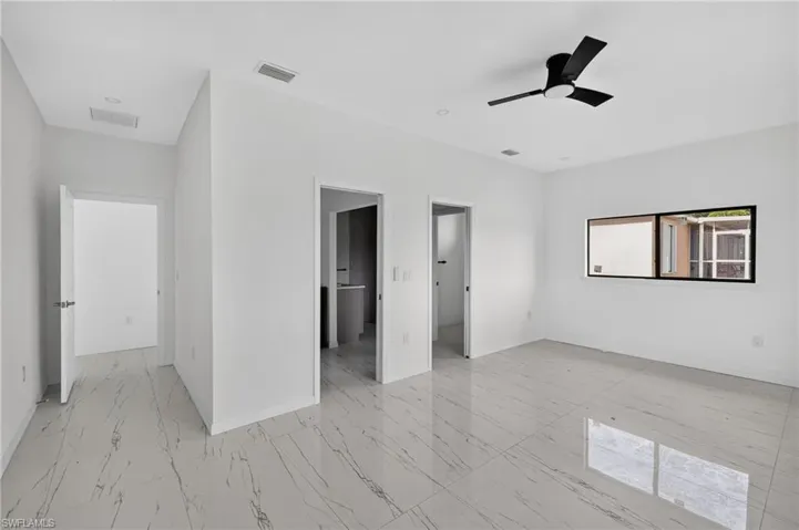 614 Nw 9th St, Cape Coral, Florida 33993