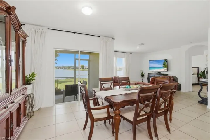 3422 Cancun Ct, Cape Coral, Florida 33909