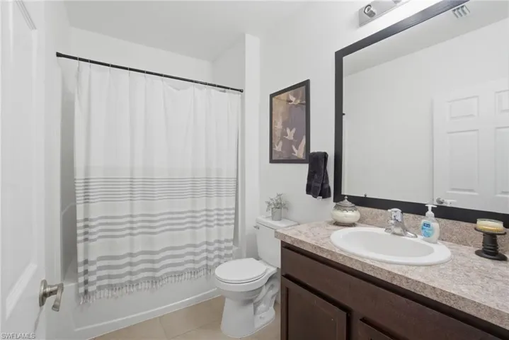 3422 Cancun Ct, Cape Coral, Florida 33909