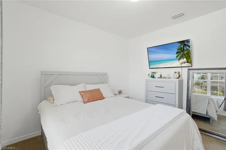 3422 Cancun Ct, Cape Coral, Florida 33909