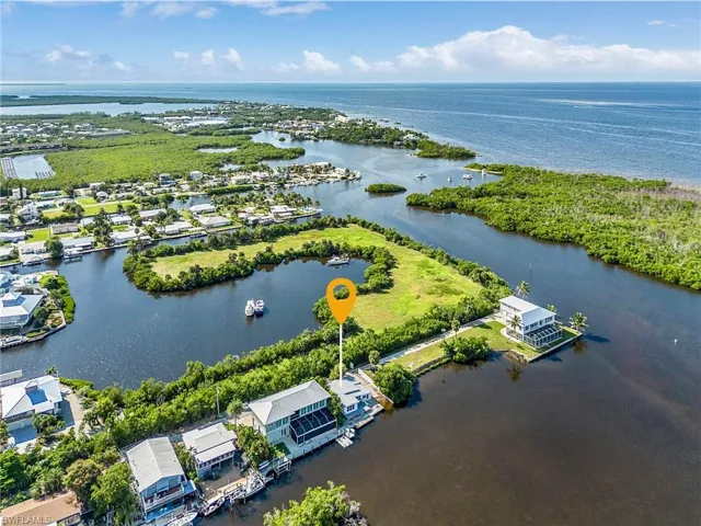 16376 Antigua Way, Bokeelia, Florida 33922