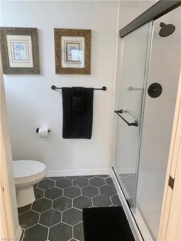 230 Robin Hood Cir 102, Naples, Florida 34104