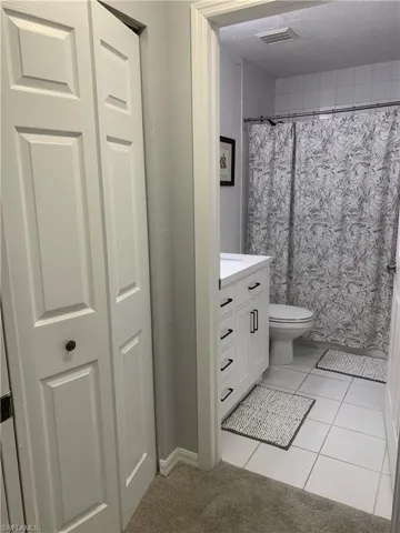 230 Robin Hood Cir 102, Naples, Florida 34104