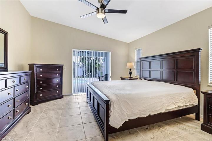 2714 SW 8th CT, CAPE CORAL FL 33914