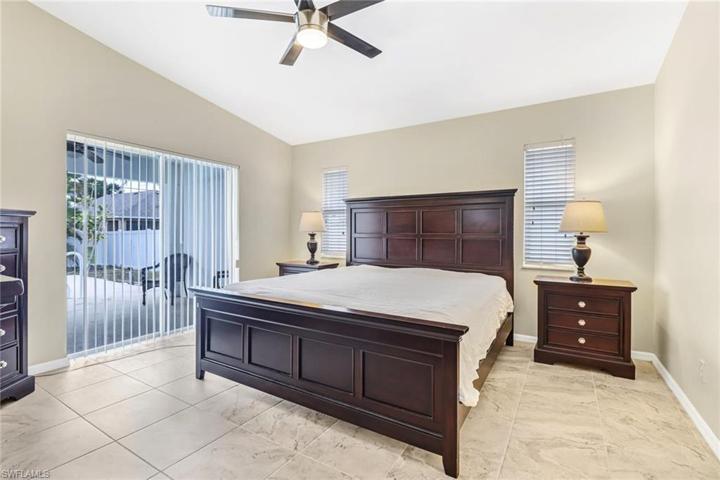 2714 SW 8th CT, CAPE CORAL FL 33914