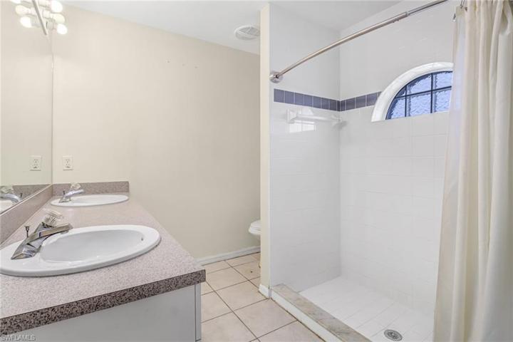 2714 SW 8th CT, CAPE CORAL FL 33914
