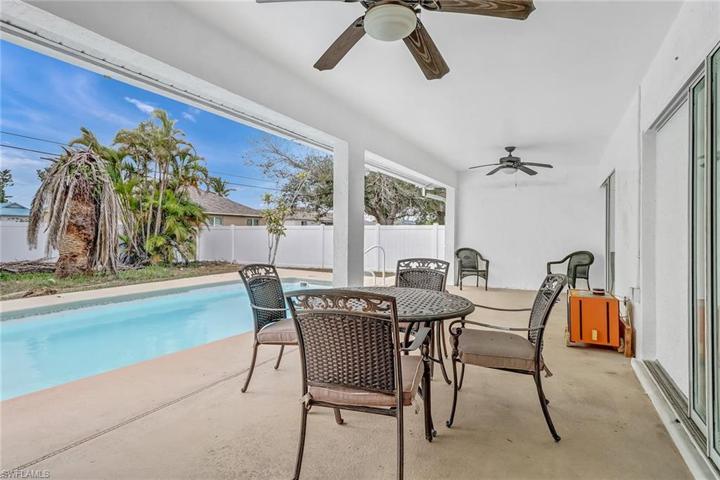 2714 SW 8th CT, CAPE CORAL FL 33914