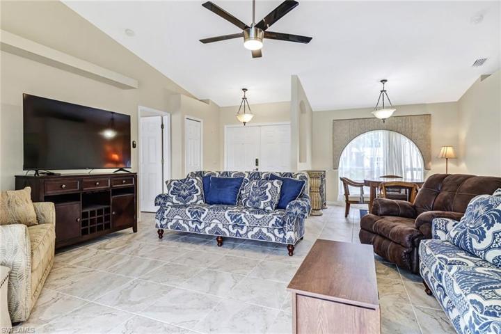 2714 SW 8th CT, CAPE CORAL FL 33914