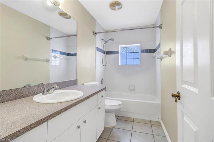 2714 SW 8th CT, CAPE CORAL FL 33914
