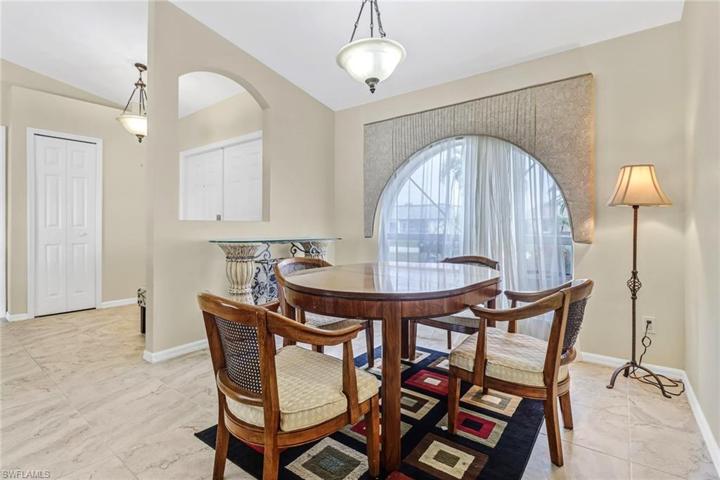 2714 SW 8th CT, CAPE CORAL FL 33914