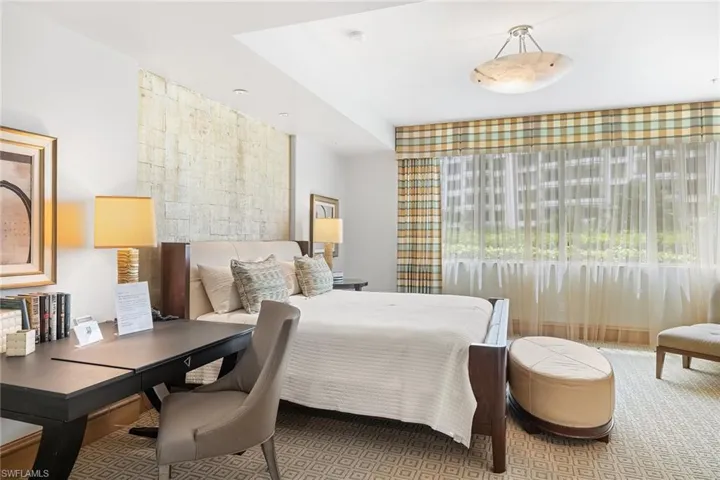 4501 Gulf Shore Blvd N 405, Naples, Florida 34103