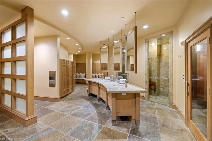 4501 Gulf Shore Blvd N 405, Naples, Florida 34103