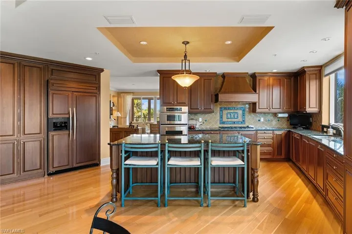 4501 Gulf Shore Blvd N 405, Naples, Florida 34103