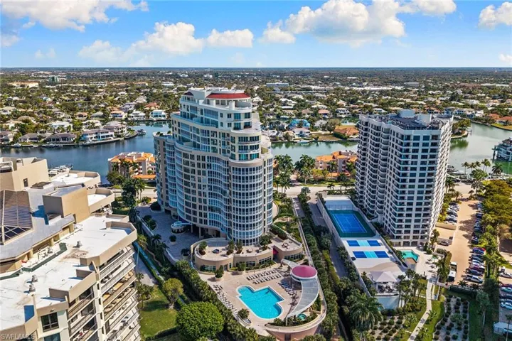 4501  Gulf Shore N BLVD, Naples, FL 34103