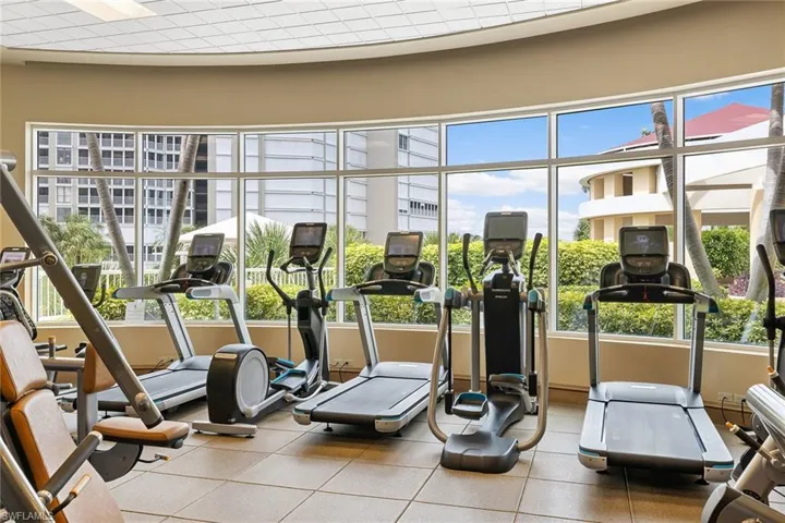 4501 Gulf Shore Blvd N 405, Naples, Florida 34103