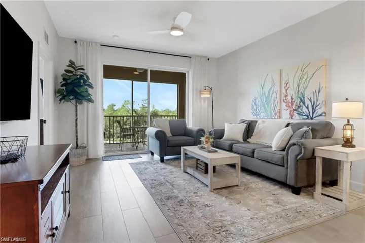 3830 Sawgrass Way 2944, Naples, Florida 34112