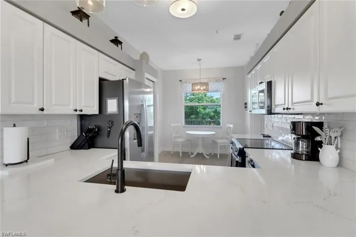 3830 Sawgrass Way 2944, Naples, Florida 34112