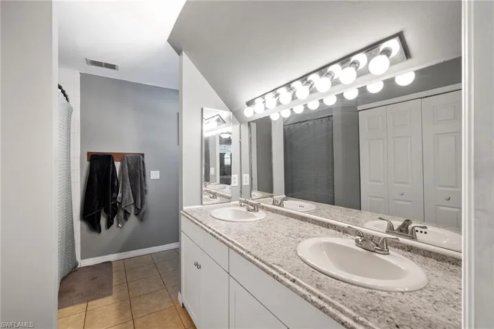 18201  Huckleberry  RD, Fort Myers, FL 33967