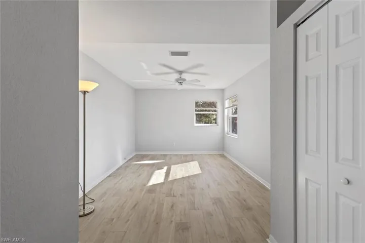 5350  Andover  DR, Naples, FL 34110