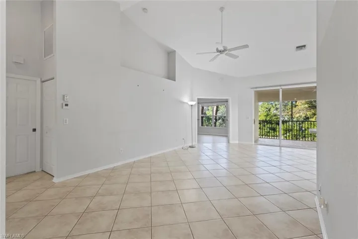 5350  Andover  DR, Naples, FL 34110