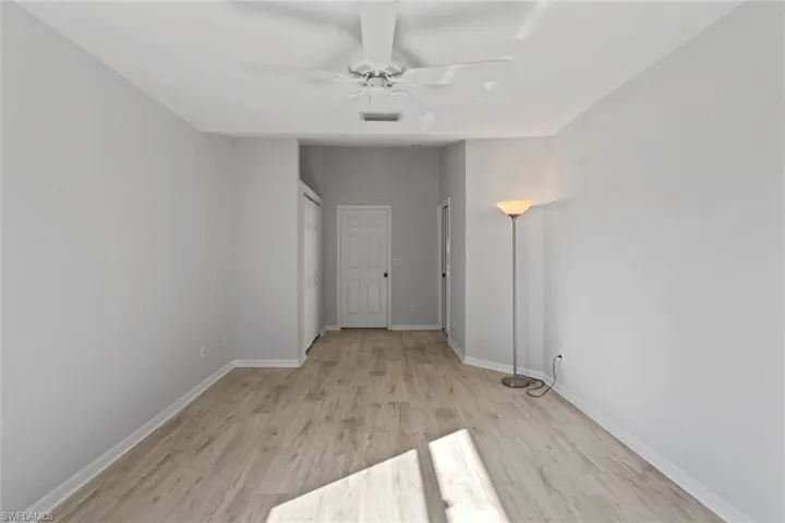 5350  Andover  DR, Naples, FL 34110