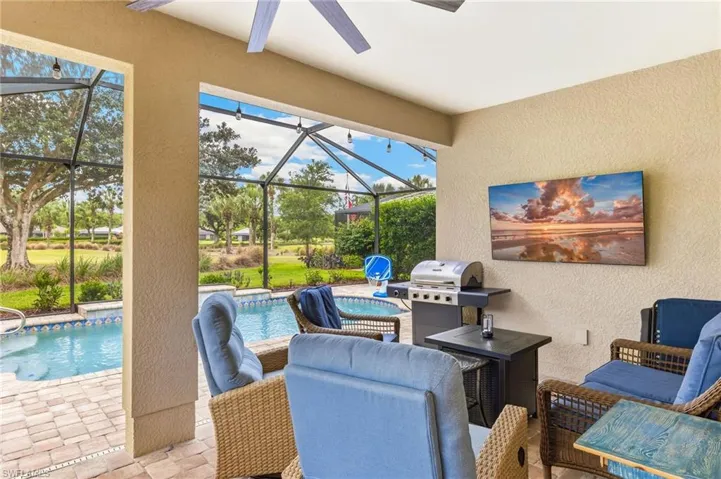 Great Outdoor Entertaining Space!