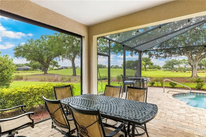 Panoramic Lanai Views!